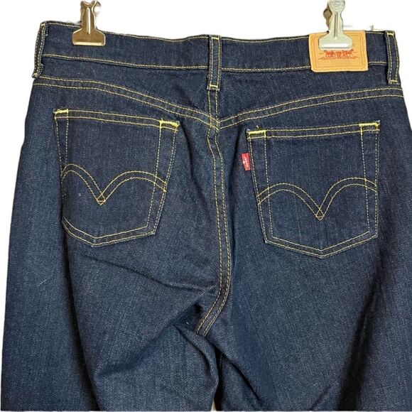 Levi’s 505 straight leg jeans. Size 4 short - Picture 9 of 10